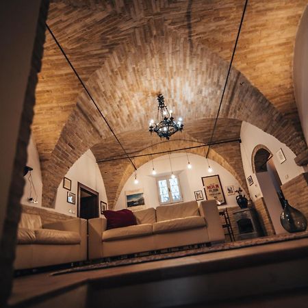 Palazzo Capparucci - Dimora Storica Hotell Fermo Exteriör bild