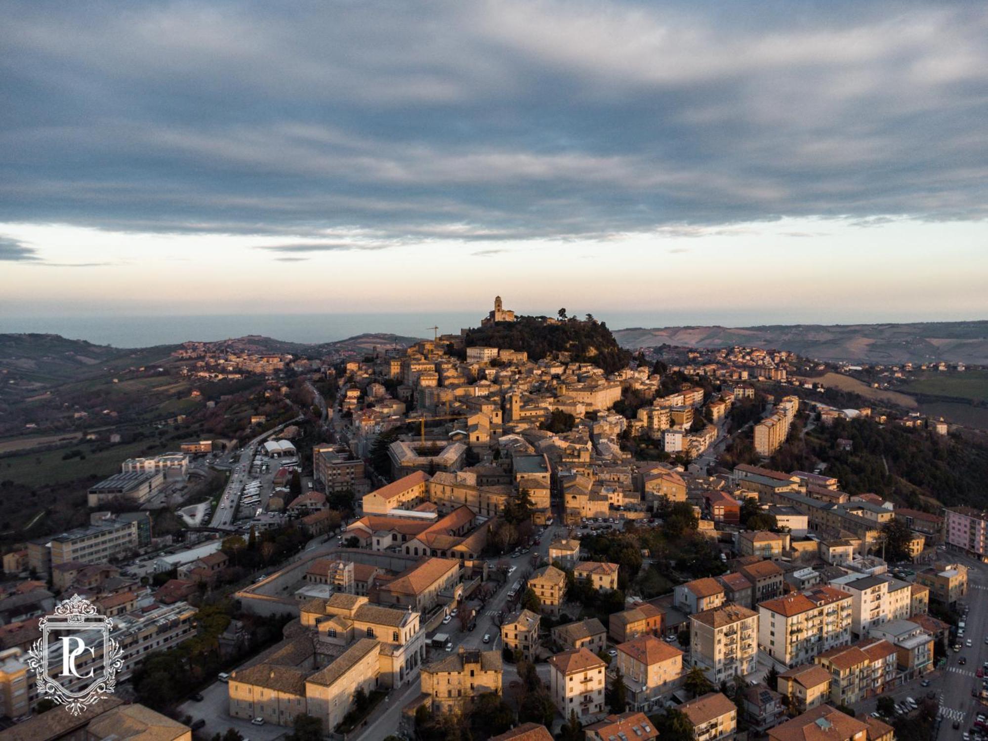 Palazzo Capparucci - Dimora Storica Hotell Fermo Exteriör bild