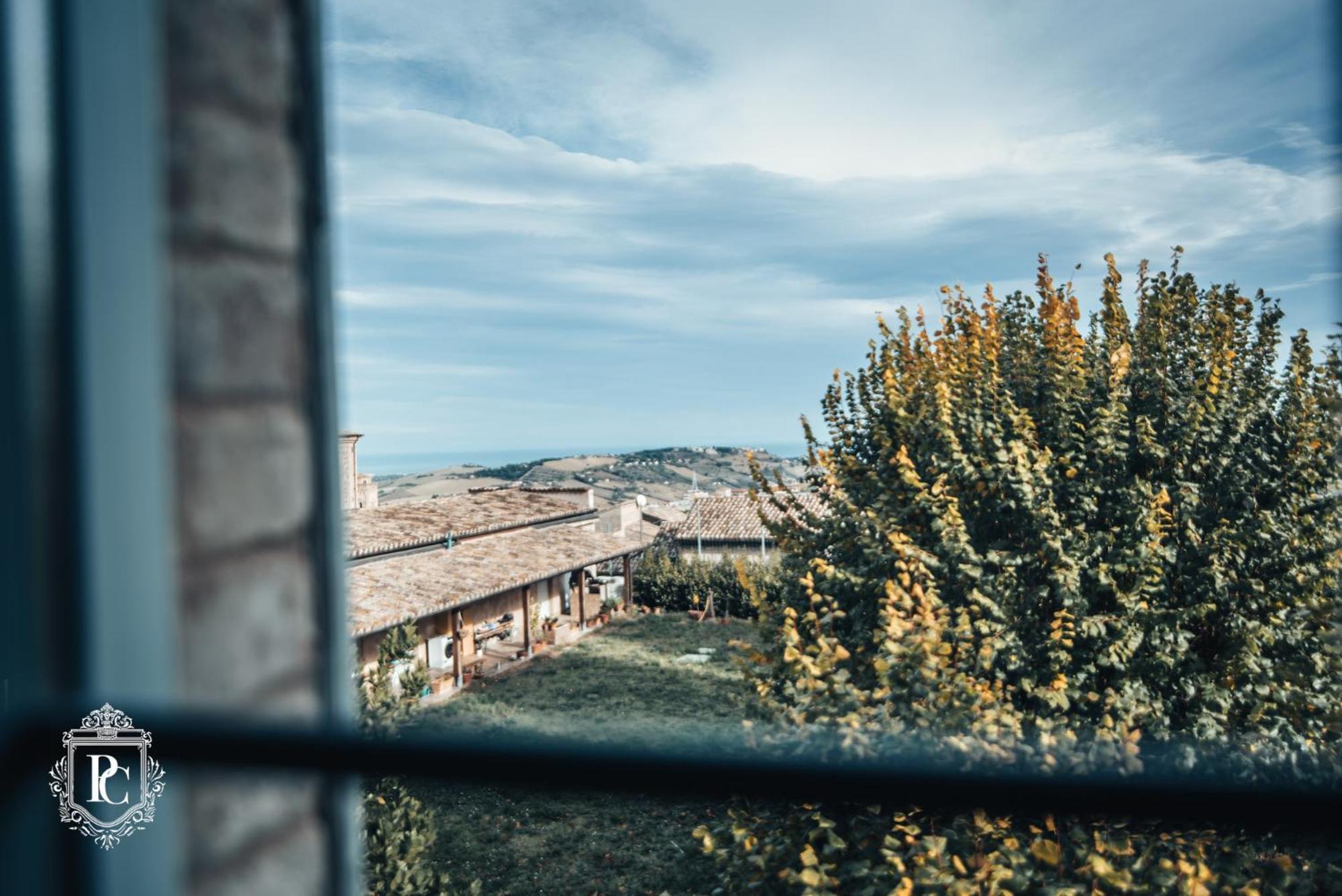 Palazzo Capparucci - Dimora Storica Hotell Fermo Exteriör bild